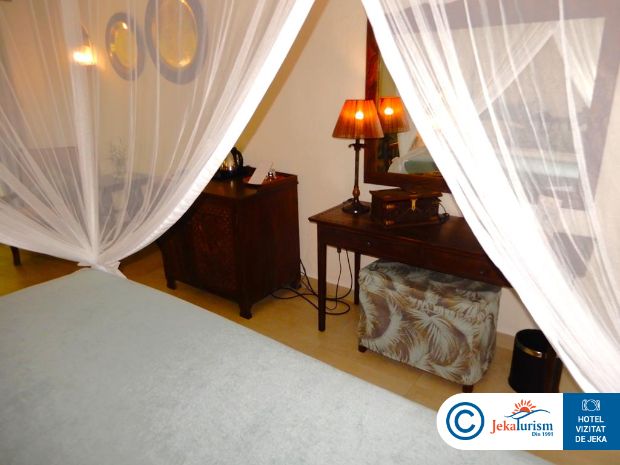 Poze Hotel Breezes Beach Club And Spa Bwejuu