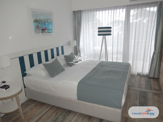 Poze Hotel Castellastva