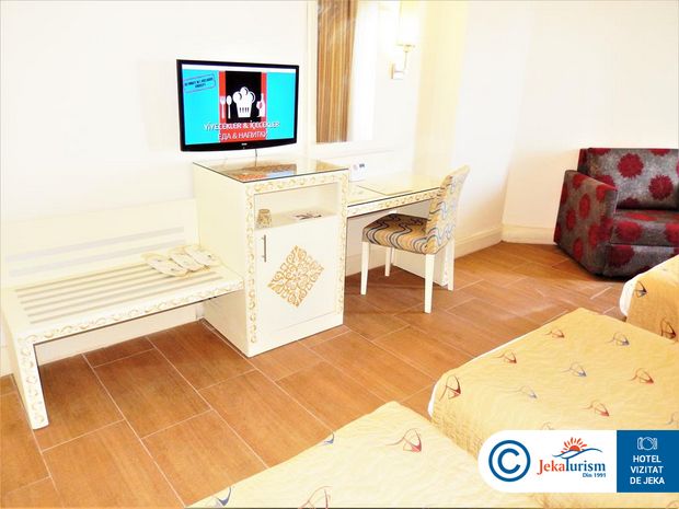 Poze Hotel Crystal Admiral Aqua Collection Side