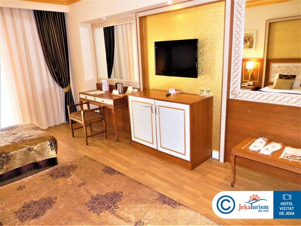 Poze Hotel Diamond Excellence Resort & Spa Side