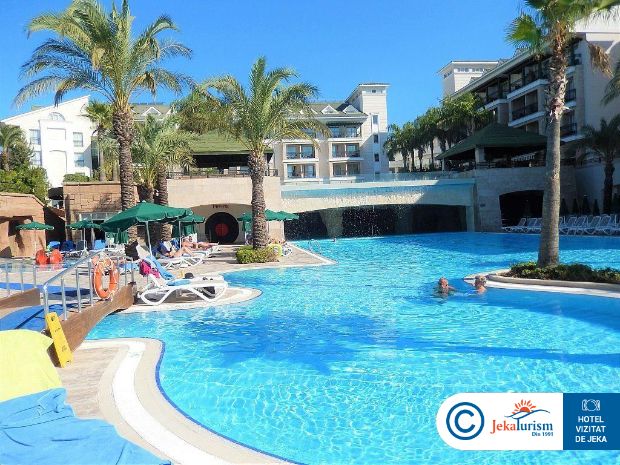 Poze Hotel Dobedan Beach Resort Comfort