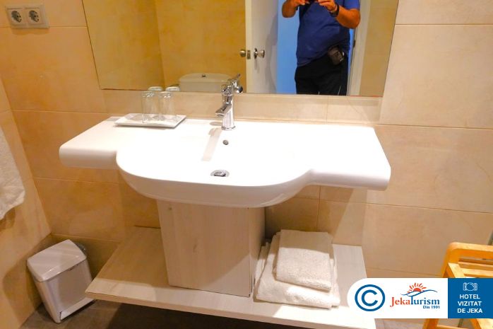 Poze Hotel Eix Lagotel Holiday Resort Mallorca Spania