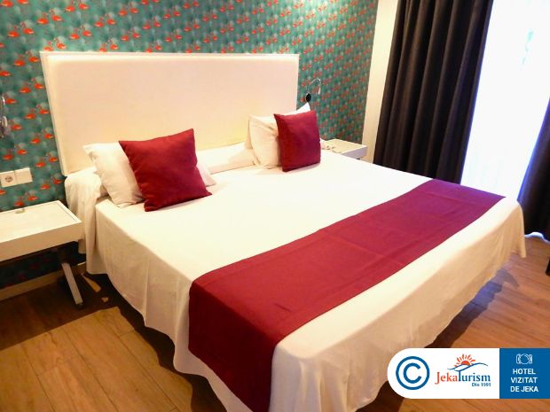 Poze Hotel Flamingo Beach Mate