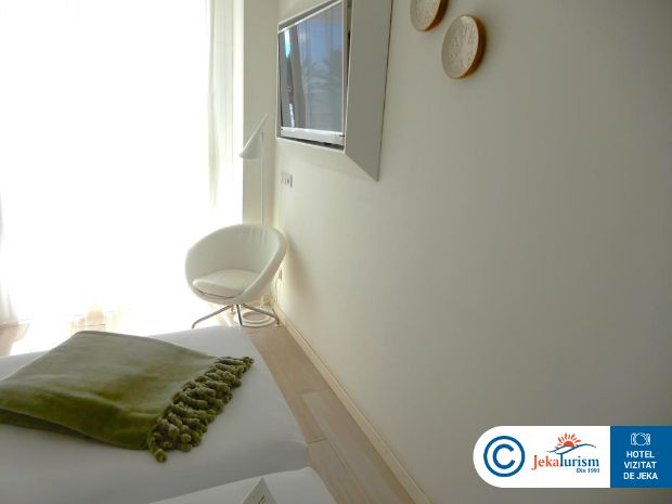 Poze Hotel Iberostar Waves Bahia De Palma Mallorca