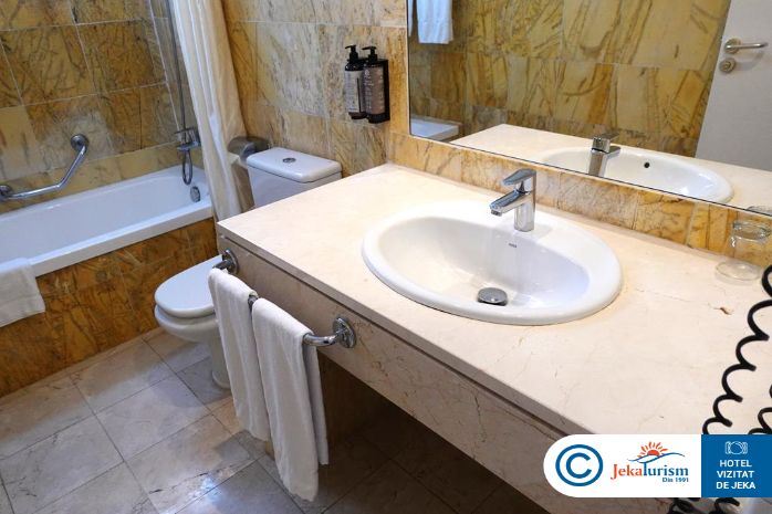 Poze Hotel Iberostar Waves Ciudad Blanca Mallorca Spania