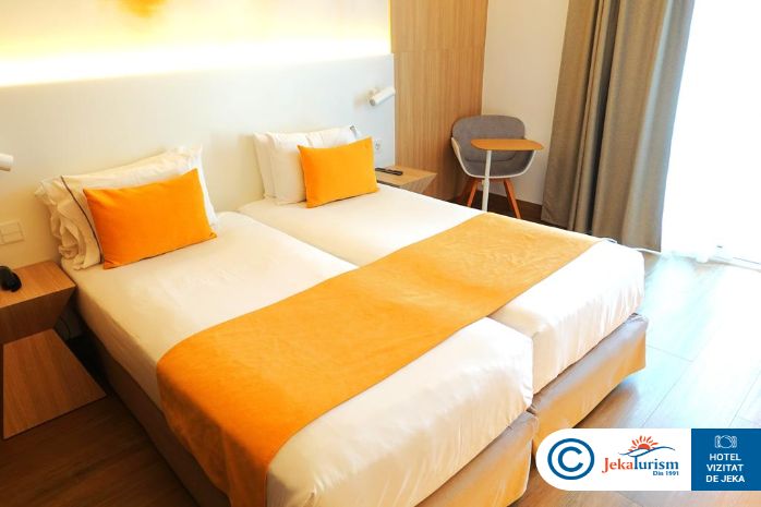 Poze Hotel L`Azure Hotel