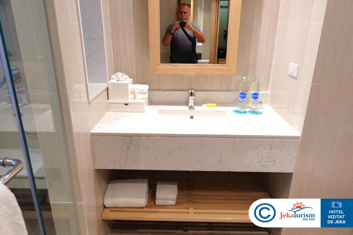 Poze Hotel Le Meridien Khao Lak Resort & Spa Khao Lak Thailanda