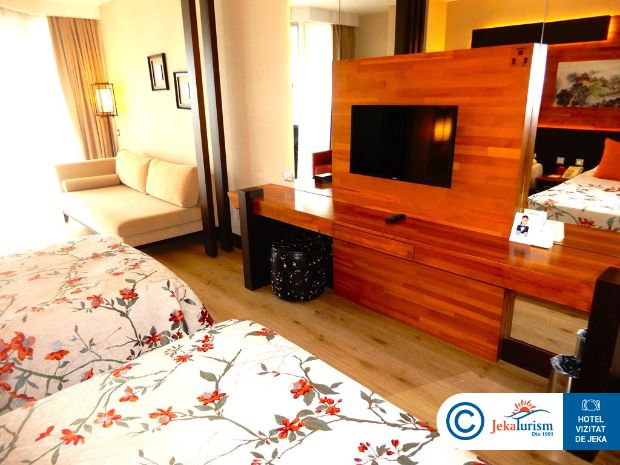 Poze Hotel Limak Lara Deluxe Hotel & Resort Lara