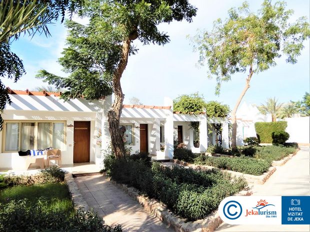 Poze Hotel Menaville Resort