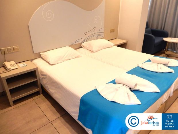 Poze Hotel Nicholas Color