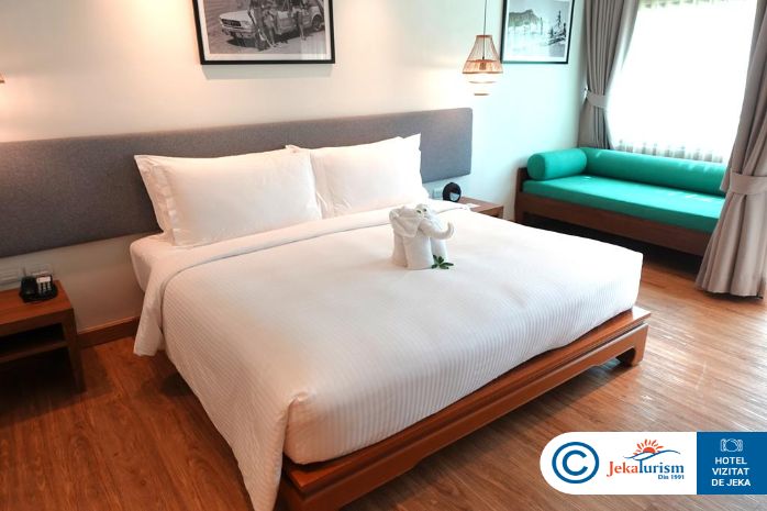 Poze Hotel Outrigger Khao Lak Beach Resort