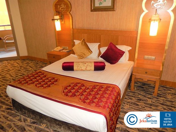 Poze Hotel Royal Dragon