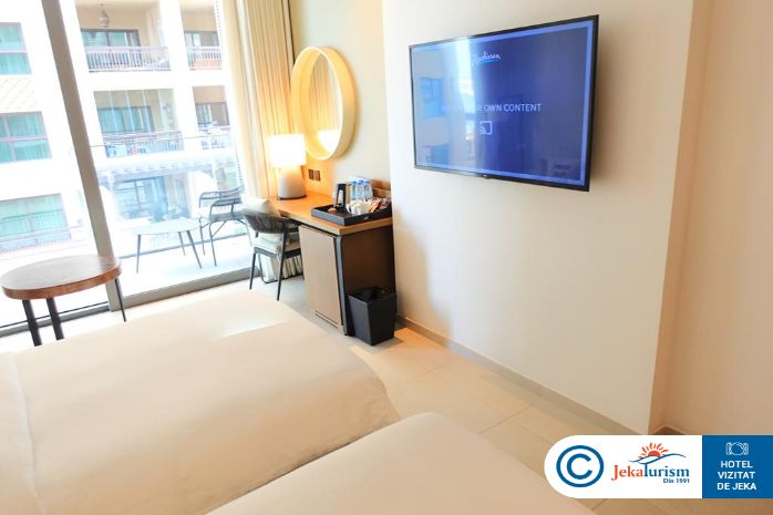 Poze Hotel Radisson Beach Resort Palm Jumeirah Dubai