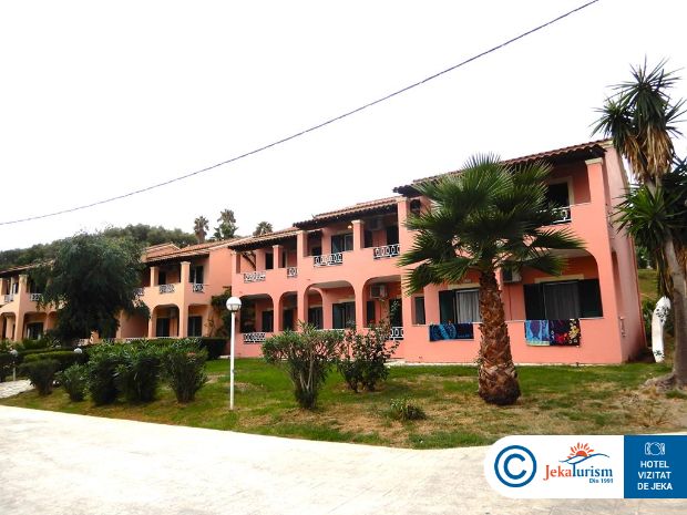 Poze Hotel Robolla Beach