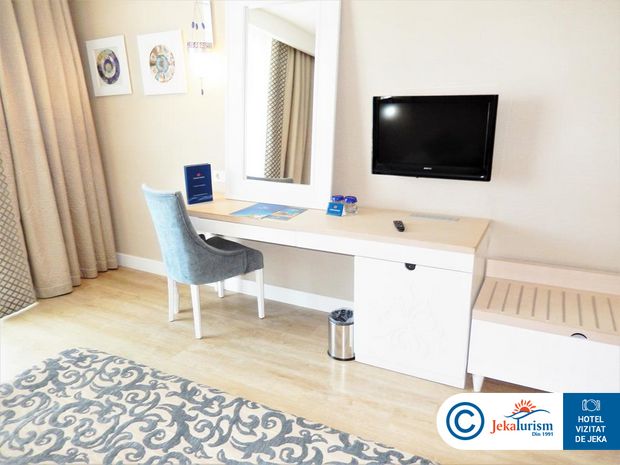 Poze Hotel Seamelia Beach Resort Side