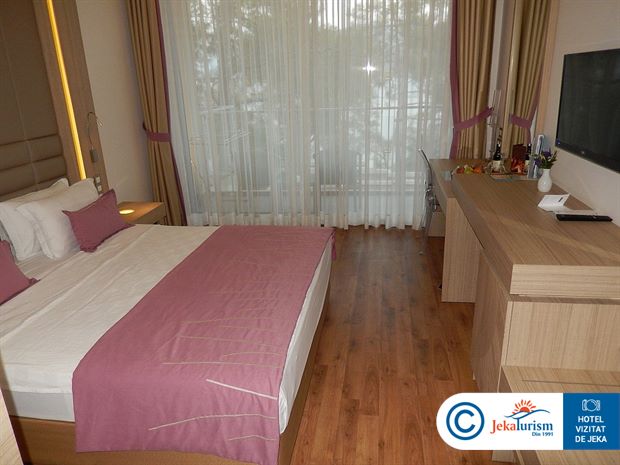 Poze Hotel Orka Lotus Beach