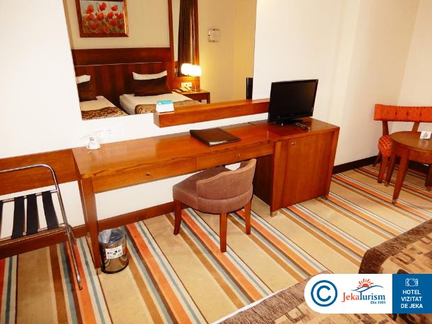 Poze Hotel Sunis Elita Beach Resort & Spa Side