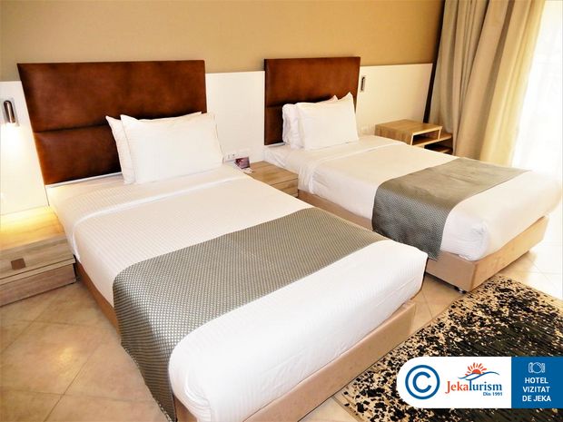 Poze Hotel Titanic Royal