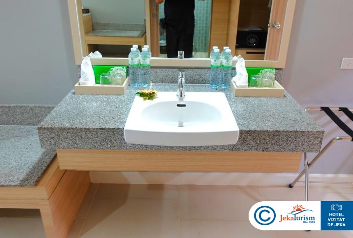 Poze Hotel The Briza Beach Resort Khao Lak Thailanda