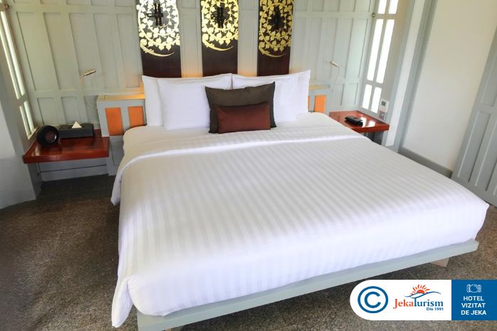 Poze Hotel The Surin