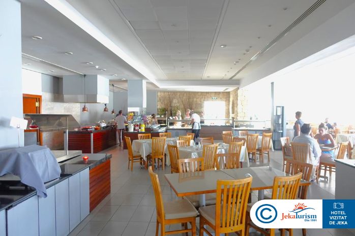 Poze Hotel Theo Sunset Bay Holiday Village Paphos Cipru