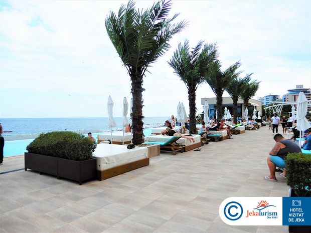 Poze International Casino And Tower Suites 14