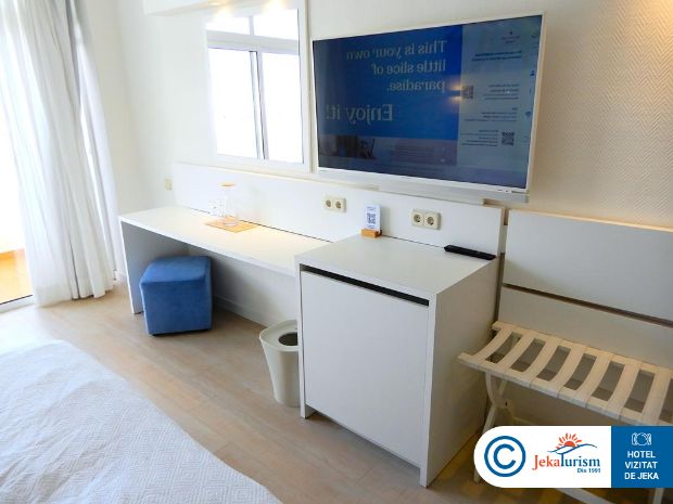 Poze Iberostar Waves Bouganville Playa 6