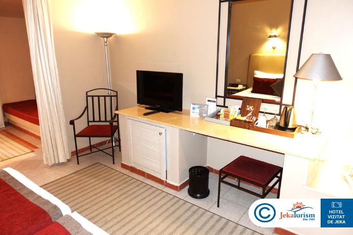 Poze Jaz Makadi Oasis Resort 6