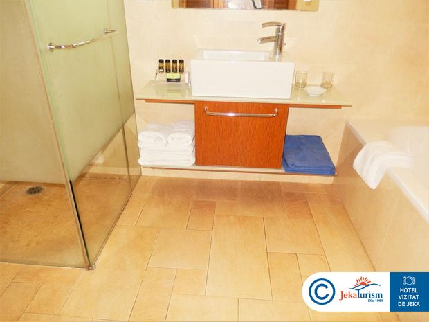 Poze Kernos Beach Hotel & Bungalows 8