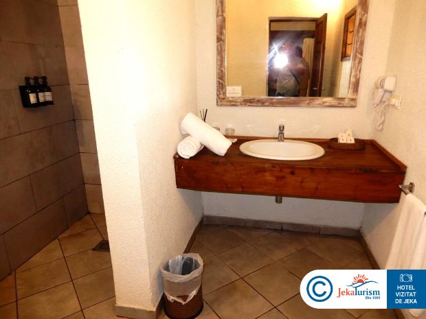 Poze Karafuu Beach Resort 7