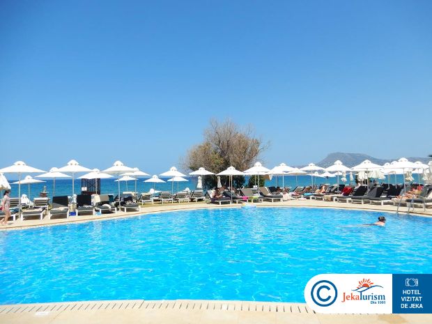 Poze Kiani Beach Resort 10