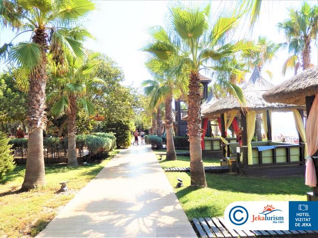 Poze Latanya Park Resort 11