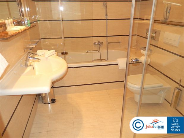 Poze Le Meridien Lav 8