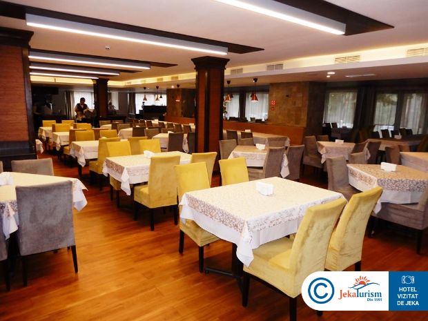 Poze Lion Borovets 16