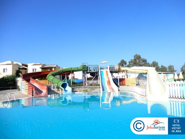 Poze Sandy Beach Resort 22