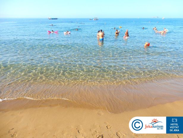 Poze Sandy Beach Resort 24