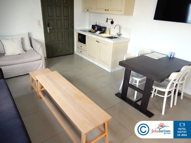 Poze Lena Mare Boutique 15