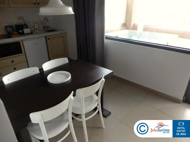 Poze Lena Mare Boutique 9