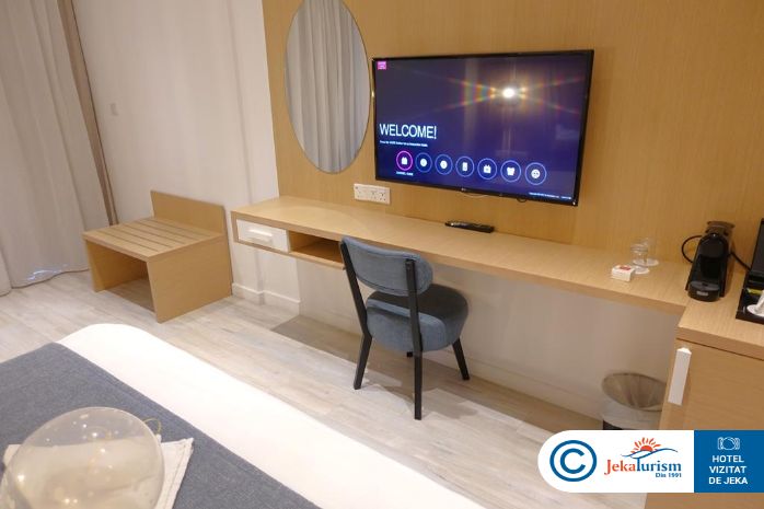 Poze Leonardo Crystal Cove Hotel & Spa 7