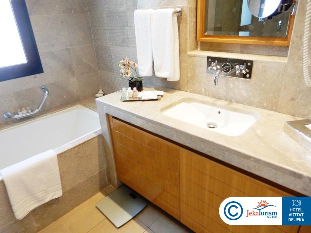 Poze Les Orangers Garden Villas And Bungalows 12