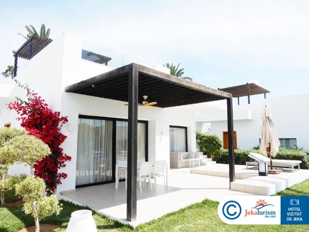 Poze Les Orangers Garden Villas And Bungalows 13