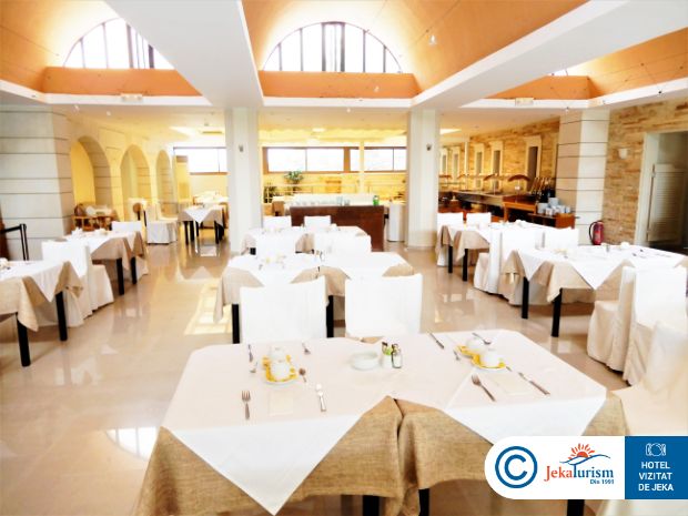 Poze Macaris Suites & Spa 13