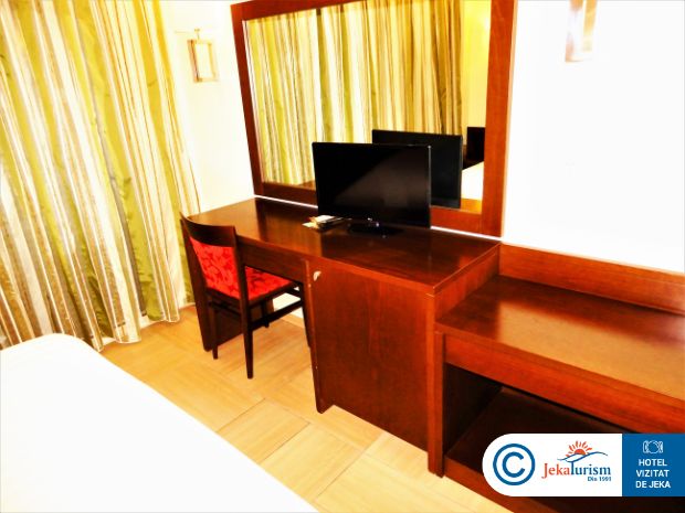 Poze Macaris Suites & Spa 9