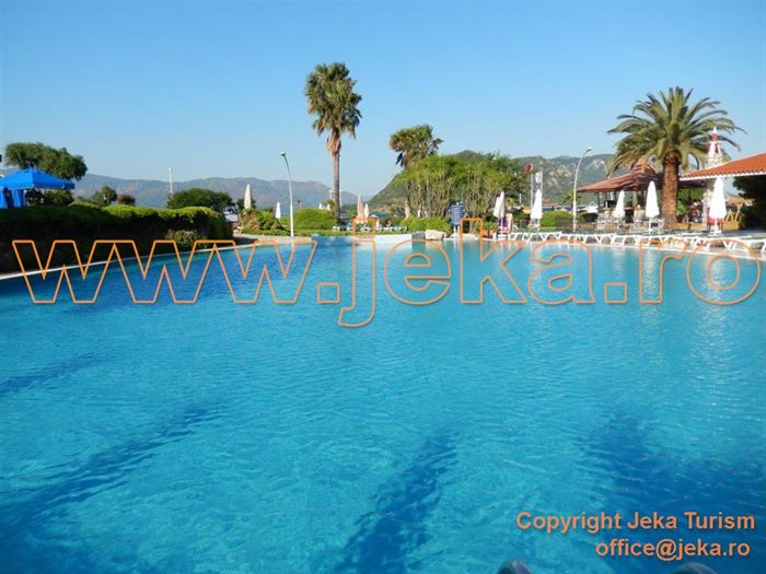 Poze Marti La Perla 11