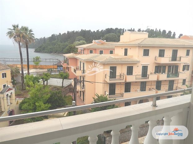 Poze Mon Repos Palace 14