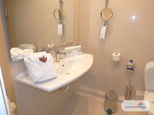 Poze Mon Repos Palace 6