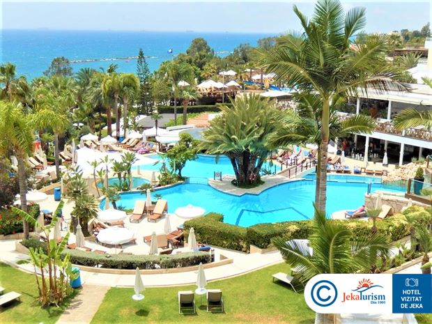 Poze Mediterranean Beach 11