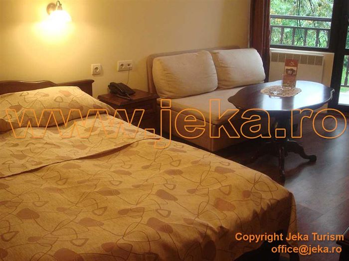 Poze Mountain Romance 9