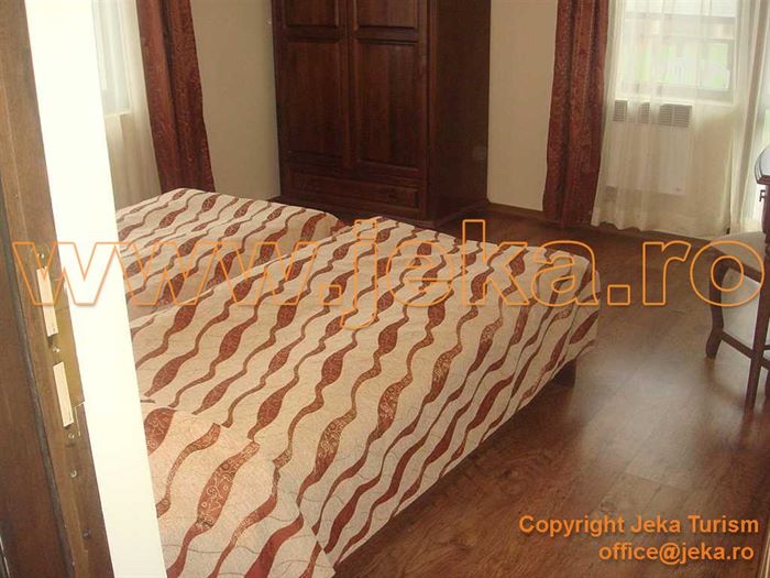 Poze Mountain Romance 11