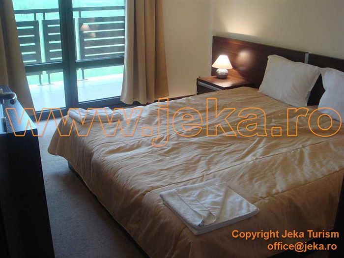 Poze Terra Complex 8